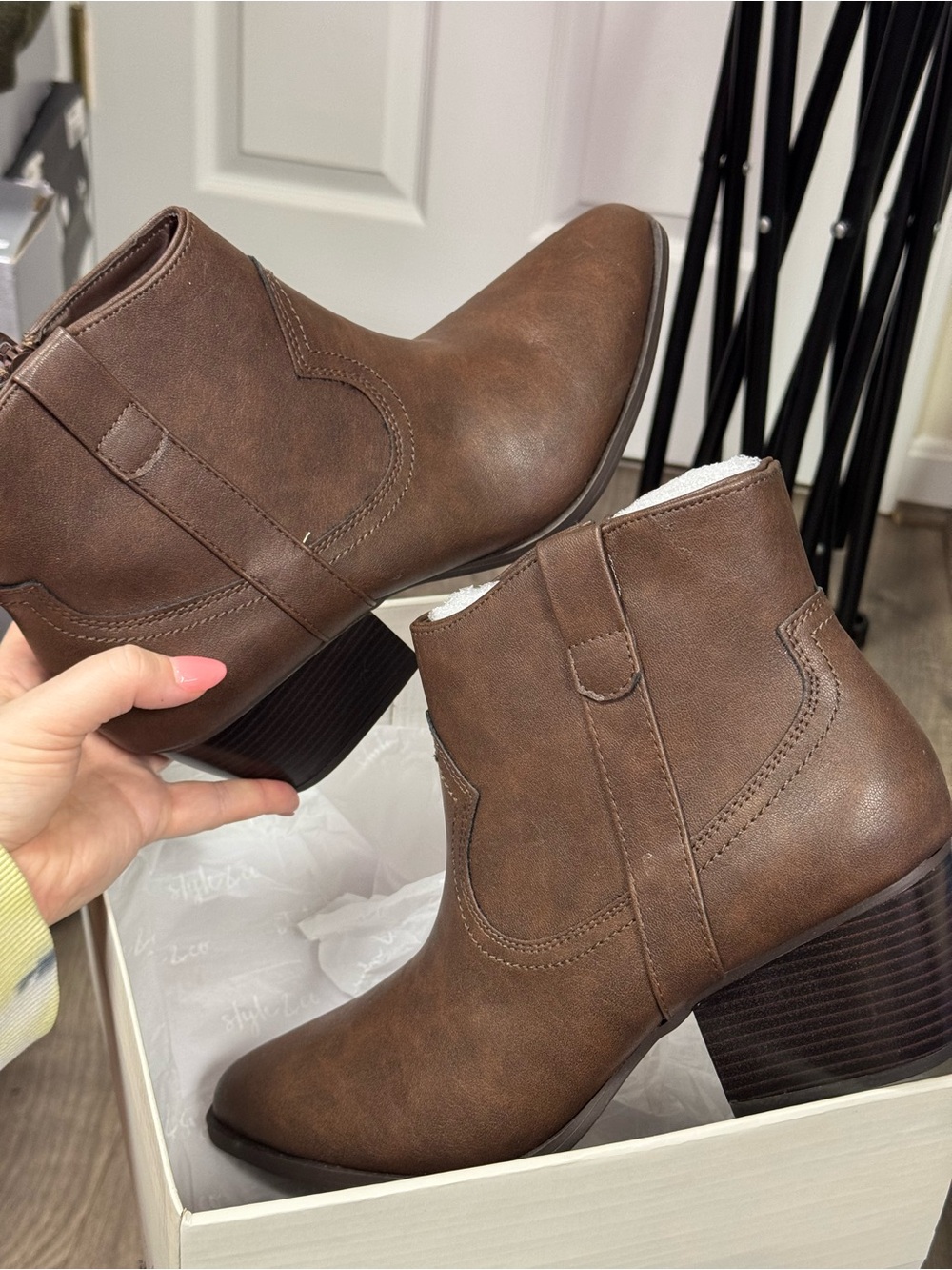 STYLE & CO Cowboy Western Boots Size 11 Brown Faux Leather Macy's NEW $80 msrp - Picture 5 of 12